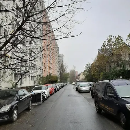 Helen Apartament Bükreş