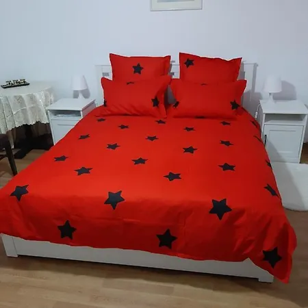 Helen Apartament Bükreş